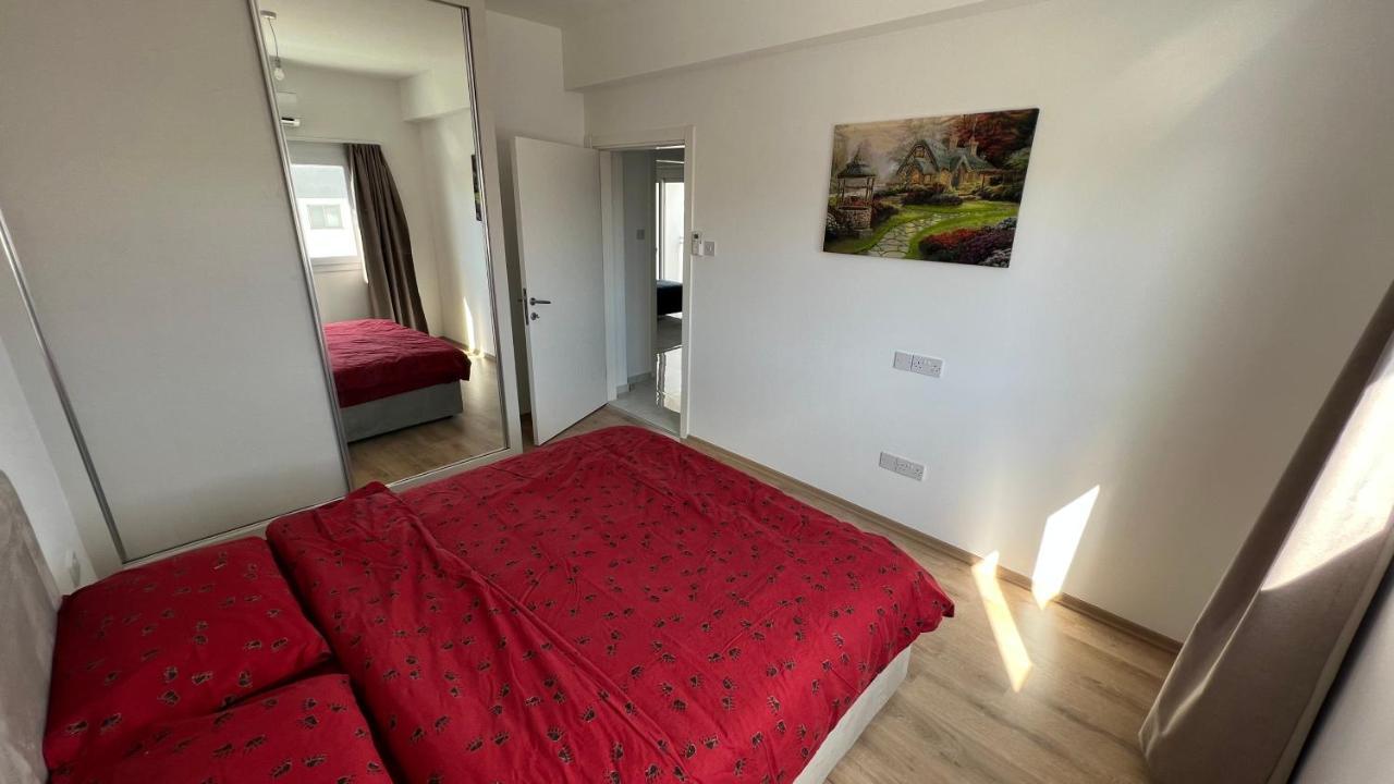 Tetris Apartment Spacious Comfortable Nicosia Exterior photo