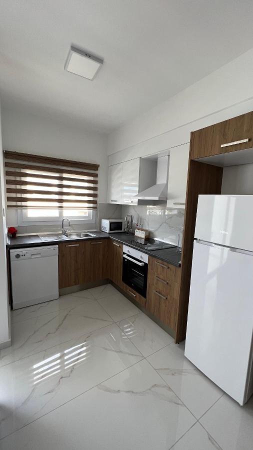 Tetris Apartment Spacious Comfortable Nicosia Exterior photo