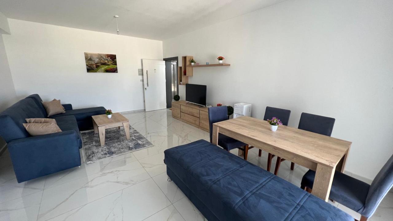 Tetris Apartment Spacious Comfortable Nicosia Room photo